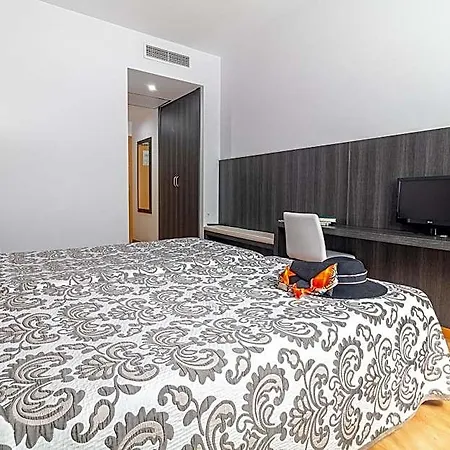 Abades Via Norte Hotel