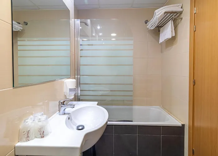 Abades Via Norte 호텔