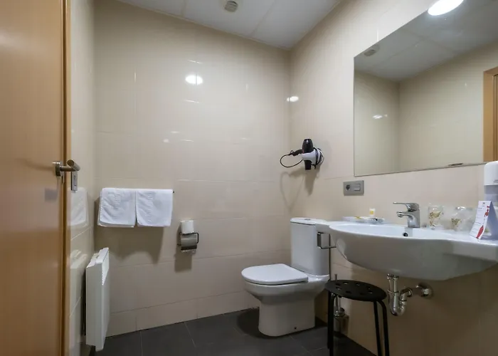 호텔 Abades Via Norte 미란다데에브로